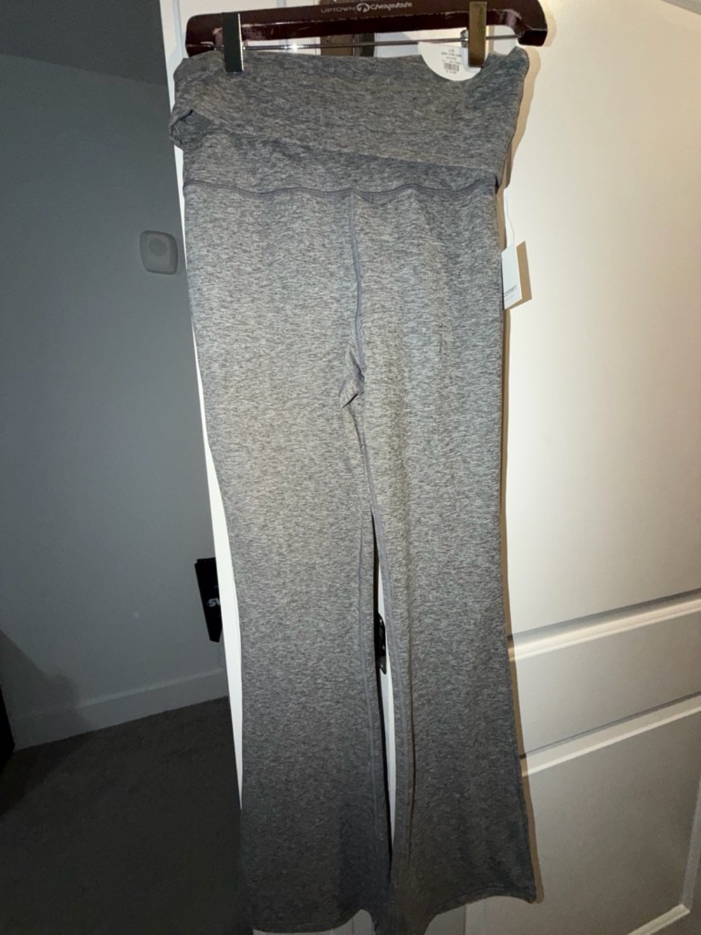 Women’s Gray Fold-Over Waist Stretch Yoga Pants